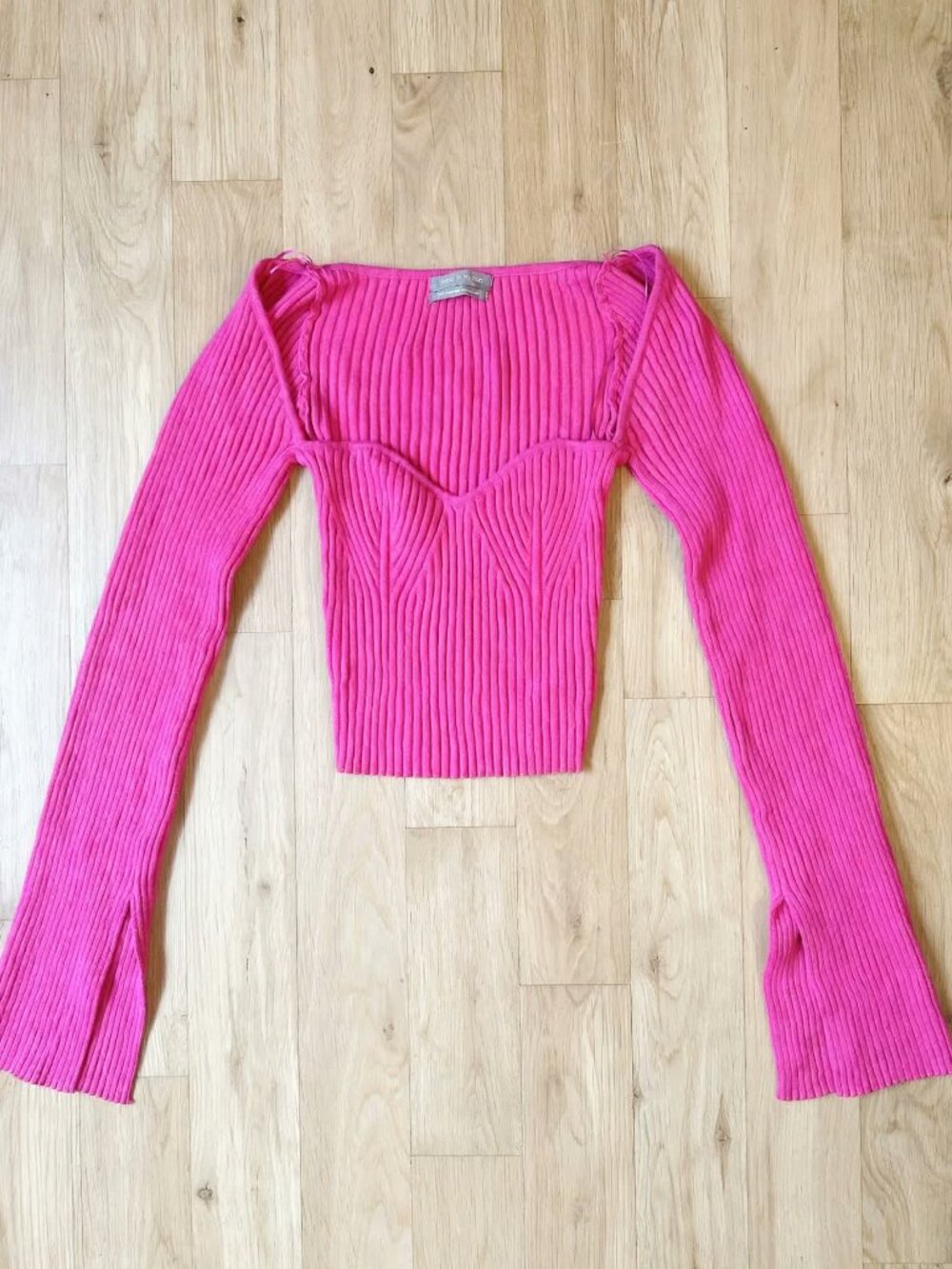 Urban Outfitters Pink Ribbed Sweetheart Bell Sleeve Crop Top S